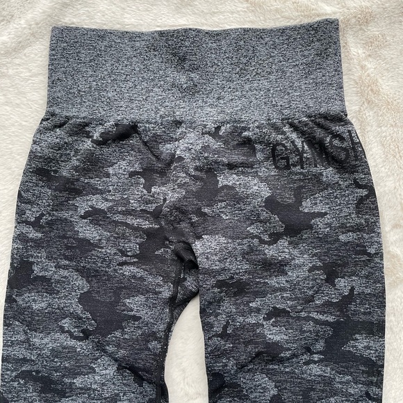 Gymshark Camo Seamless Leggings - Black - Picture 5 of 6